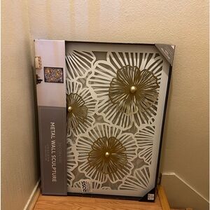 Metal wall frame